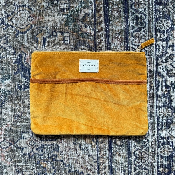 NEW Sezane Velvet Pouch - Ochre - Picture 1 of 5